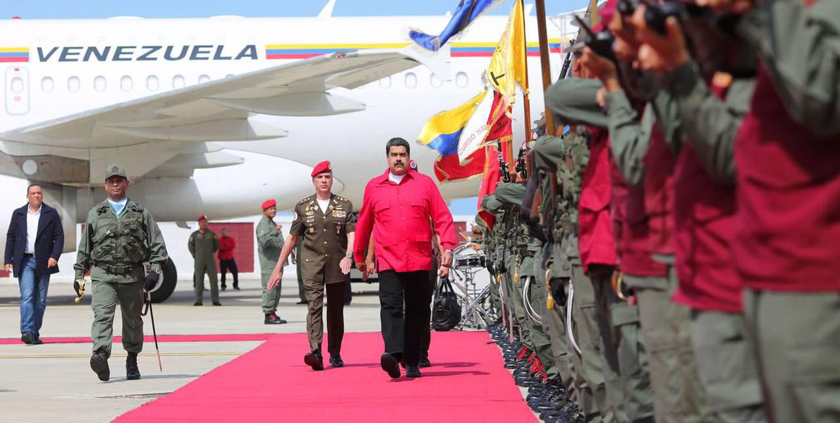 Nicolás Maduro viaja à China para fortalecer acordos de cooperação estratégica