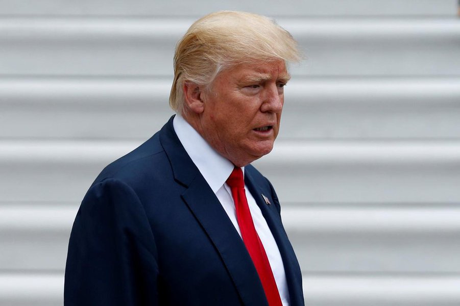 Governo Trump enviará teste de alerta presidencial a todos os celulares dos EUA