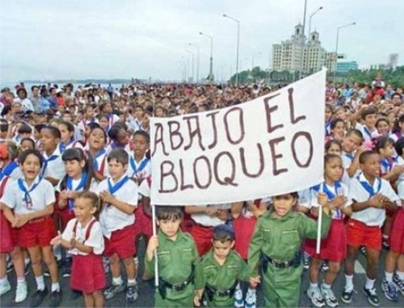 Trump renova por mais um ano lei que estabelece as bases do bloqueio a Cuba