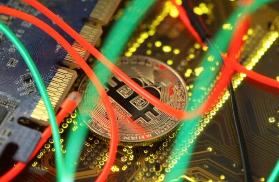 Investimento indireto em criptoativos é possível, mas requer precauções, diz CVM