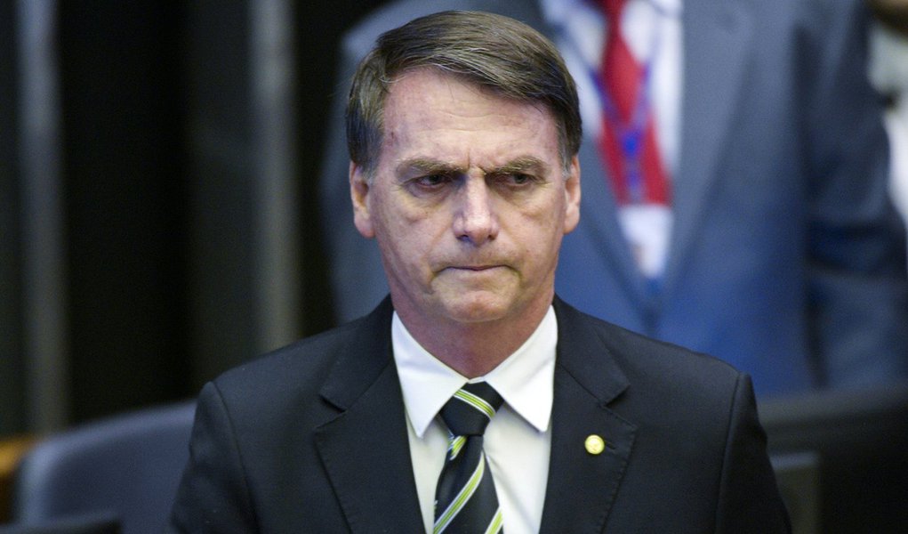 Sinais são de que Bolsonaro terá o mesmo fim de Collor e Jânio Quadros