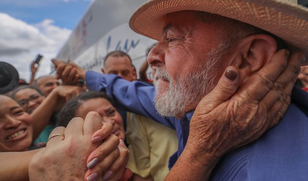 Sem política lançada por Lula, mínimo seria hoje de R$ 573