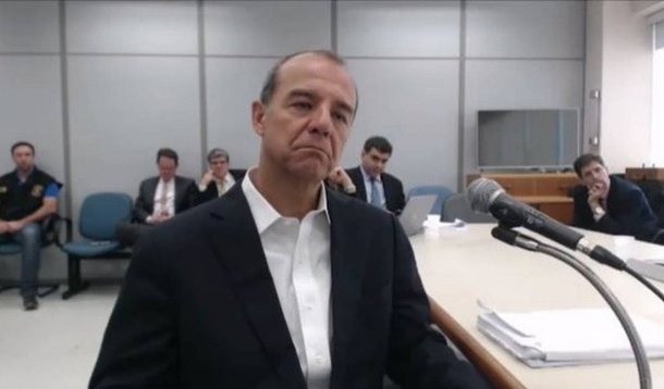 Me diga seu sobrenome e te direi quem és