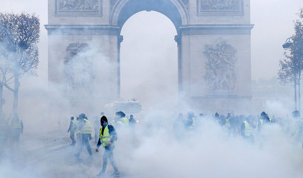 Protestos encolhem vendas na França em até 25%