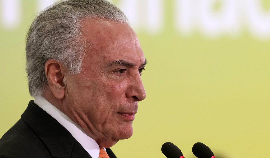 Temer pode votar previdência logo após as eleições, na surdina