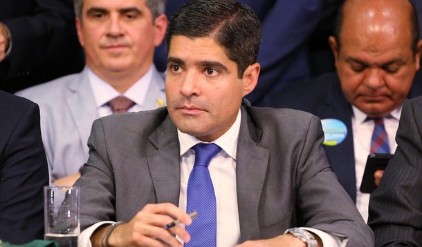 Descabido, diz ACM Neto sobre o Escola sem Partido