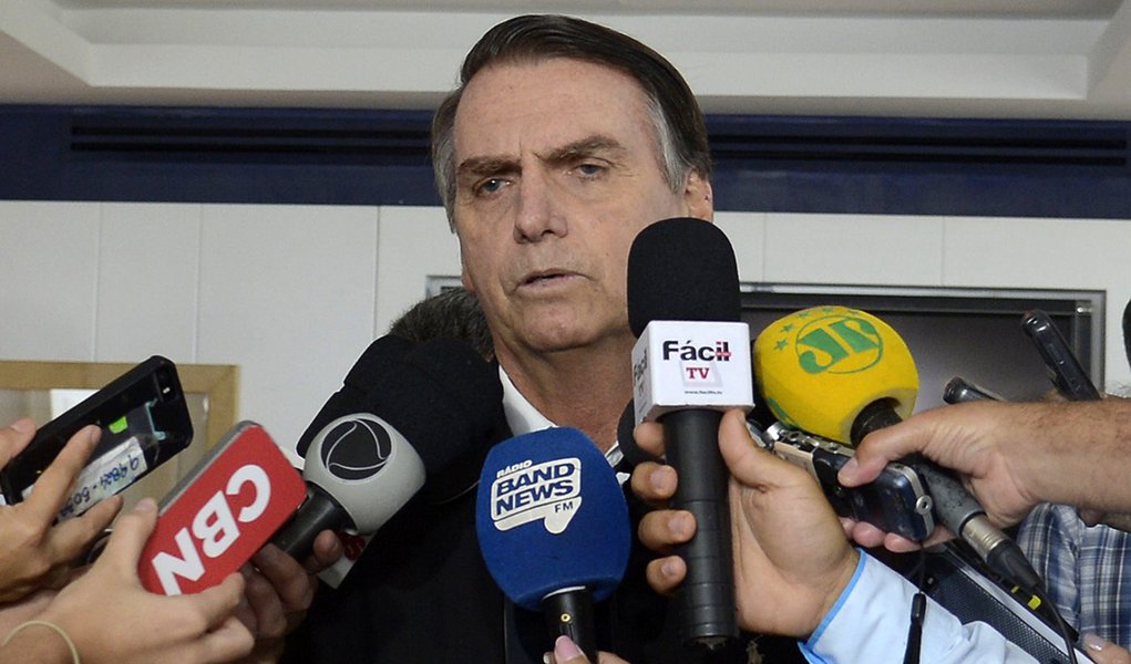 Mídia corporativa tem a paternidade e a maternidade de Bolsonaro