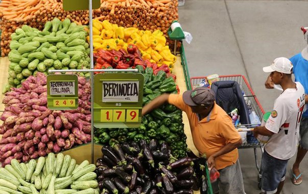 Mercado reduz expectativa de inflação para 3,94% em 2018