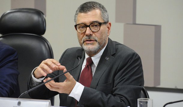 Cotado para Ministério, alagoano enfrenta resistência da bancada de Minas