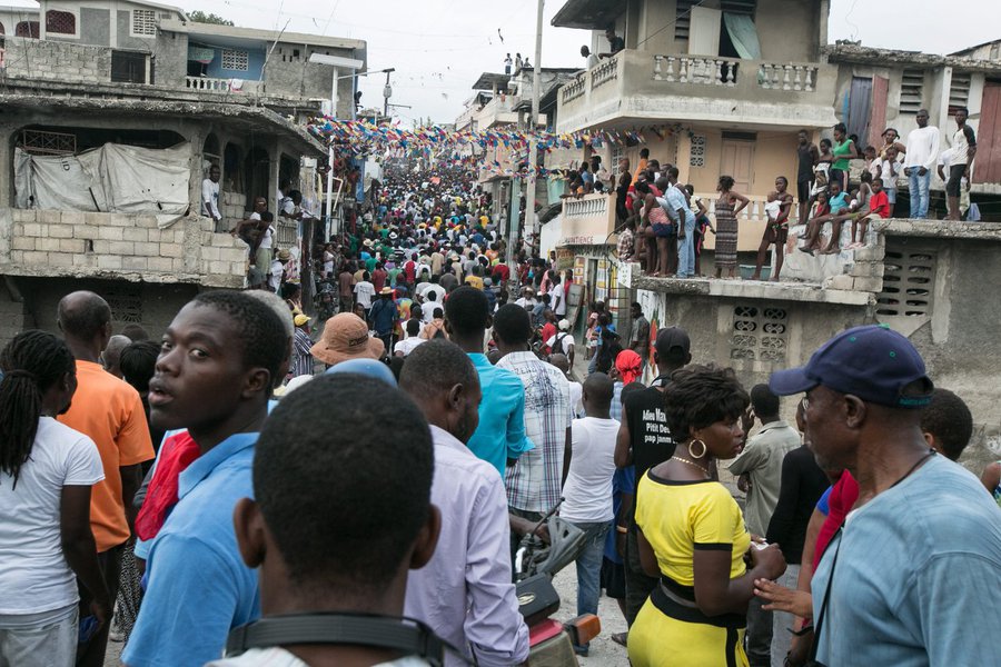 Haiti vive clima de insegurança, com manifestações, tiroteios e saques