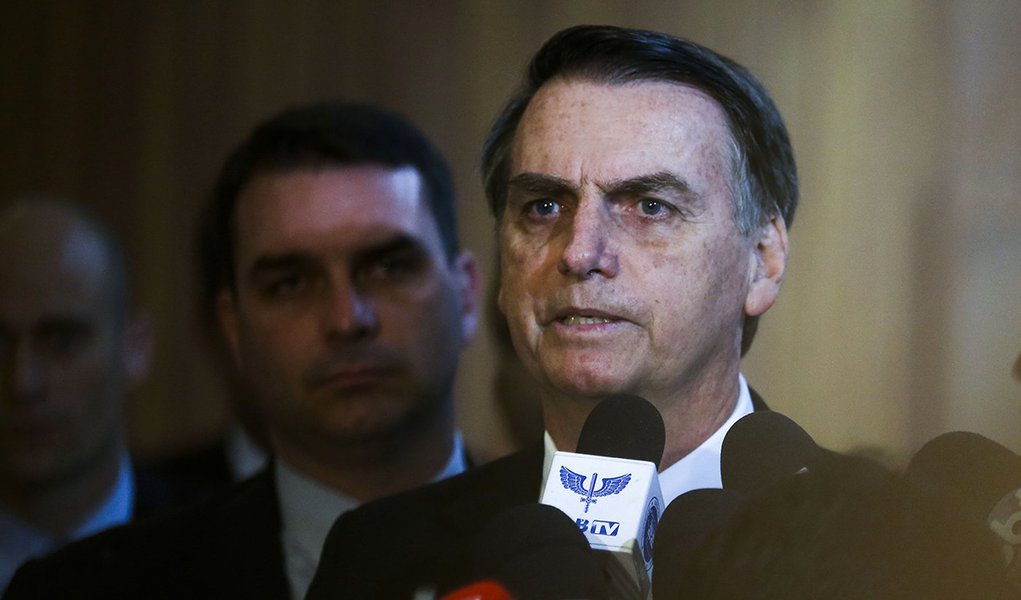 Vera Magalhães: cubanos e o risco à popularidade de Bolsonaro