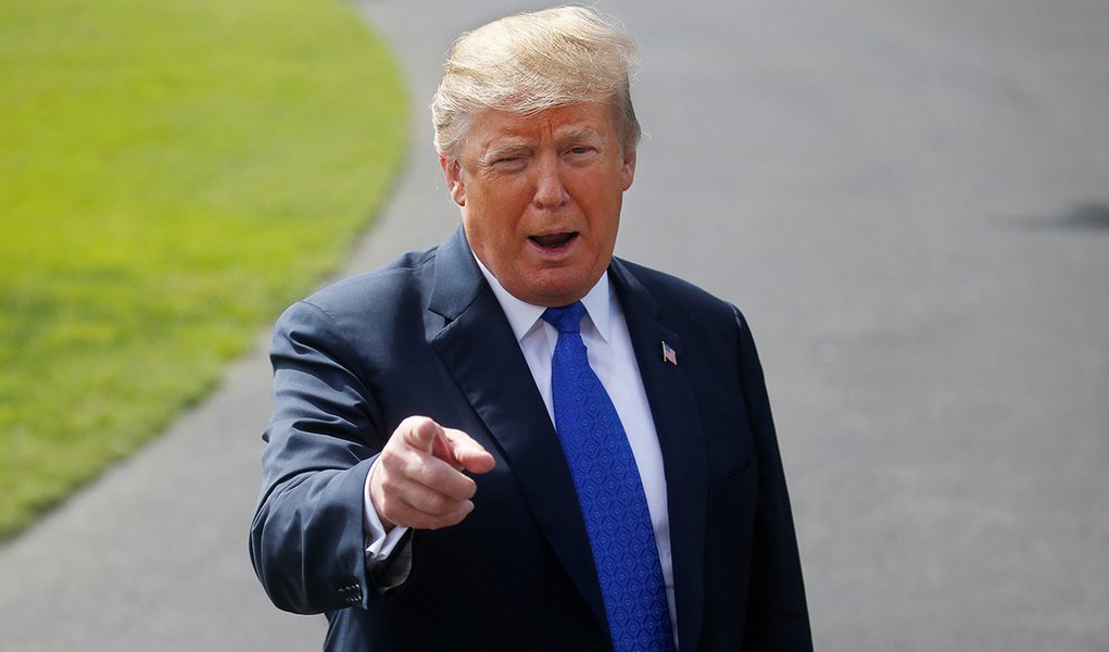 Trump sugere que Twitter é tendencioso contra ele