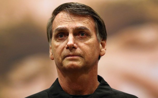 Bolsonaro recomenda canais com discurso de ódio