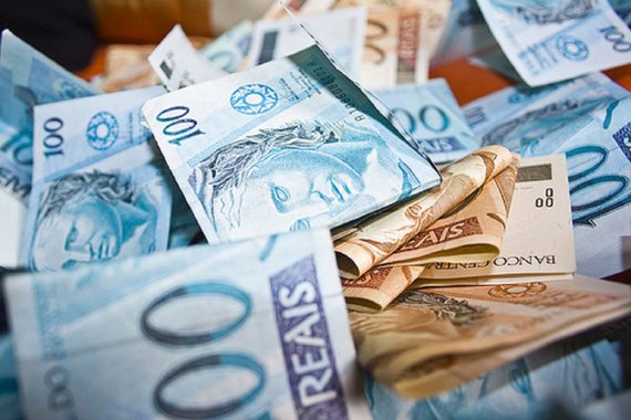 Governo reduz a zero alíquotas de importação de mais de 170 bens 