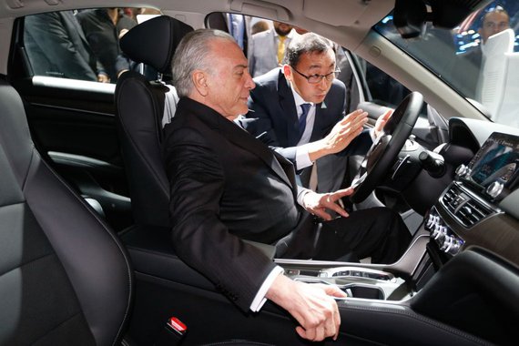 Temer assina decreto que regulamenta novo regime automotivo