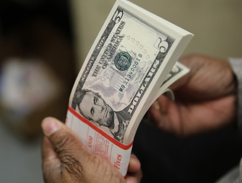 Contra-ataque: Rússia, Índia e China abandonam o dólar