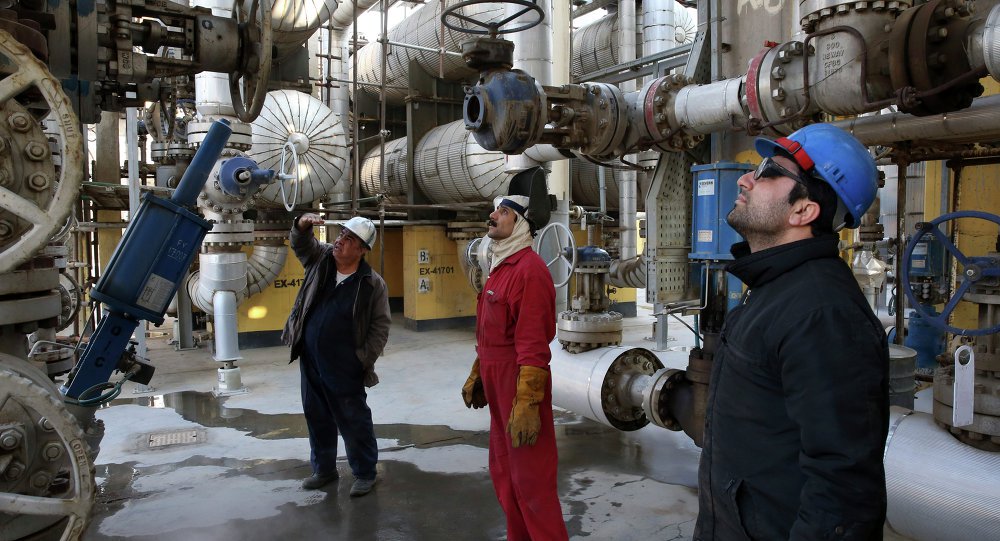 Irã responde a sanções dos EUA com venda de petróleo na bolsa de valores
