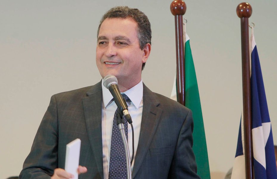 Na Europa, Rui busca parcerias na área social