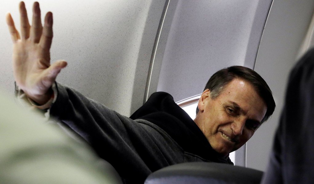 Bolsonaro abandona entrevista após ser questionado sobre o Egito