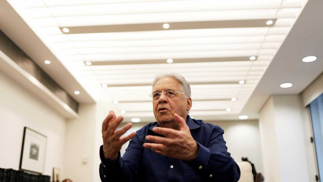 FHC reafirma que PSDB pode apoiar PT no segundo turno