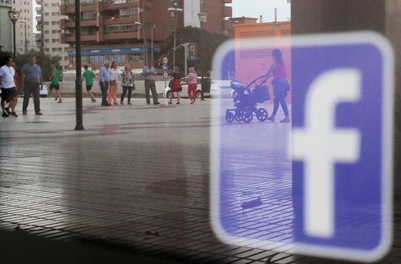 Facebook pede a bancos informações para engajar usuário, diz WSJ