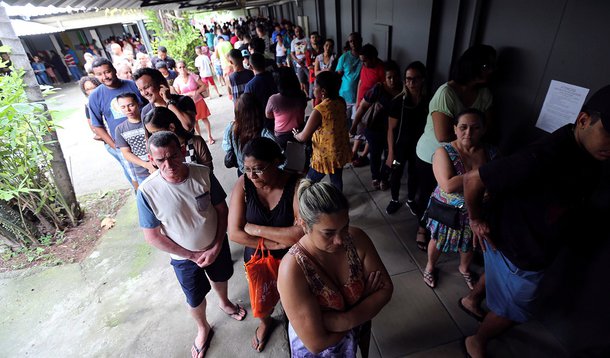 Mais de 300 candidatos ainda não prestaram contas