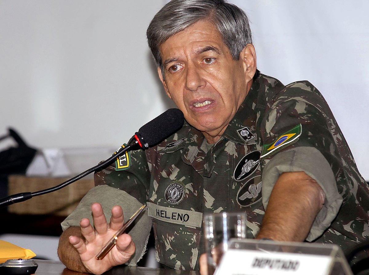 General diz que Brasil não cogita intervir na Venezuela nem fechar fronteira