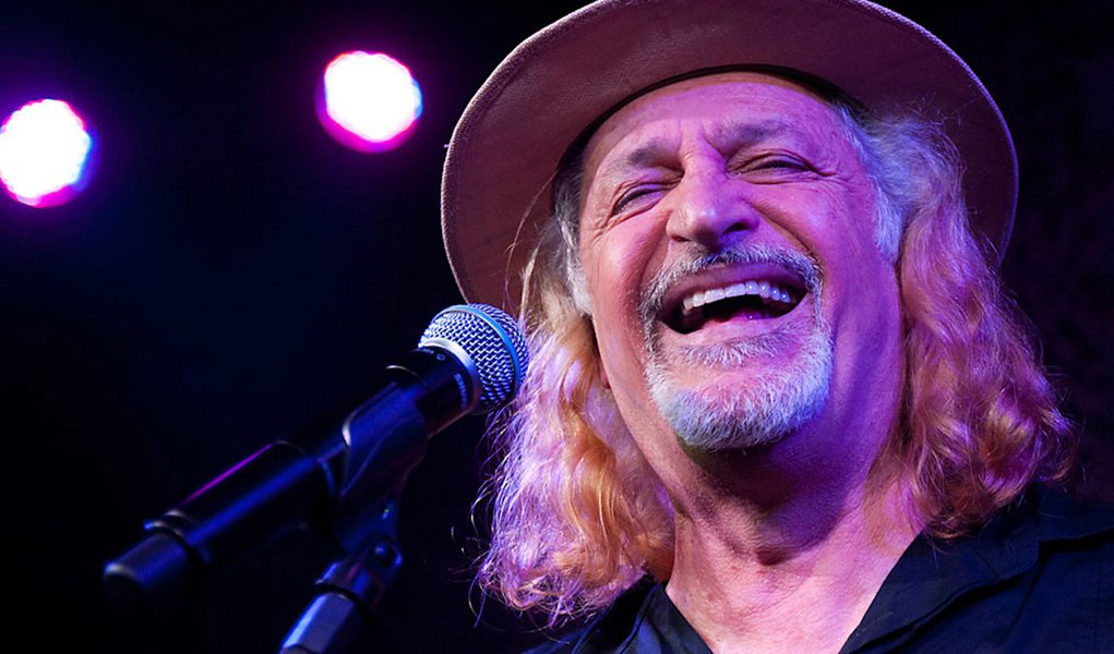 Alceu Valença também vota em Fernando Haddad