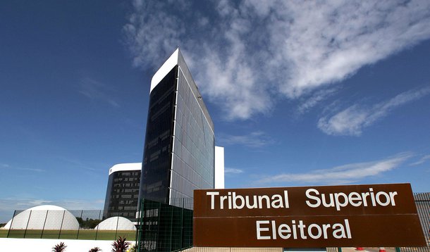 Decisão do TSE sobre Lula prova que Brasil só tem ju$tiça de primeira instância