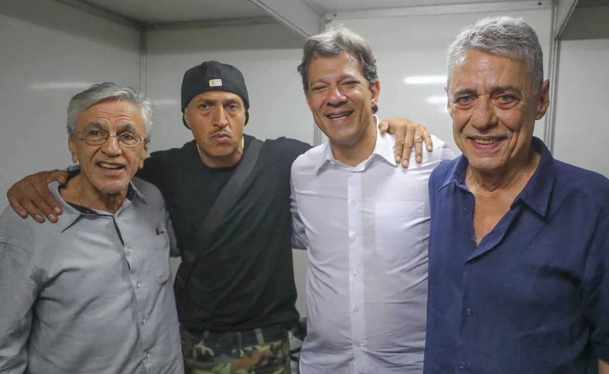 Caetano, Mano e Chico se unem a Haddad pela democracia