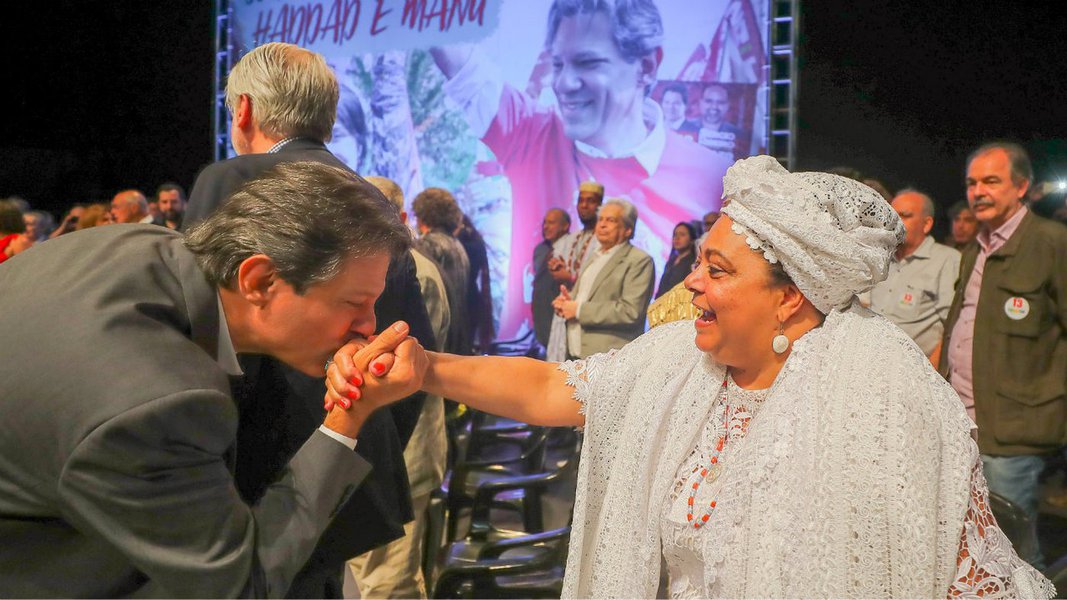 'Queremos resgatar um projeto de país', diz Haddad em São Paulo