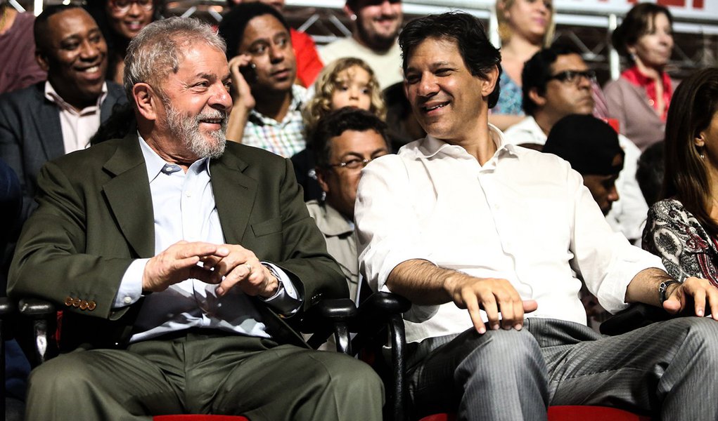 Campanha antipetista é a maior mentira em toda a história do Brasil