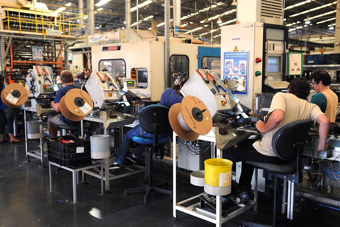 Ipea: demanda por bens industriais em agosto registra queda de 0,6%