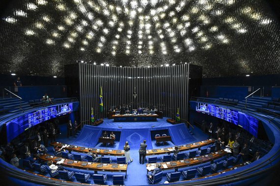Senado rejeita projeto sobre venda de distribuidoras da Eletrobras