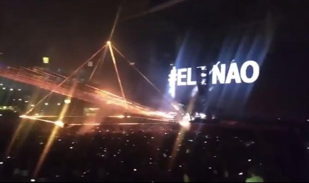 Roger Waters fala em censura e retoma protesto contra Bolsonaro