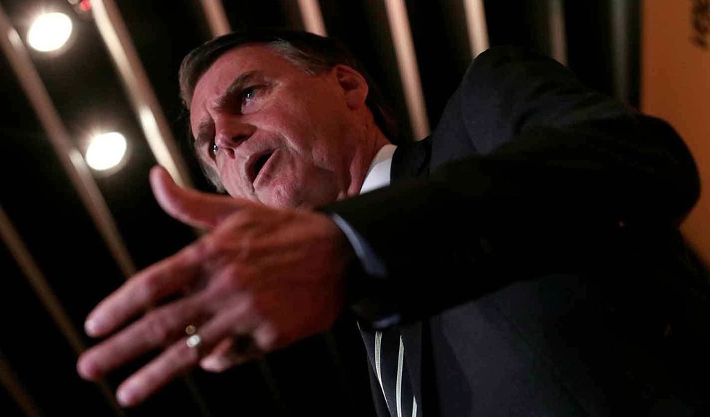Para o mercado, risco-Bolsonaro já é maior que risco-PT