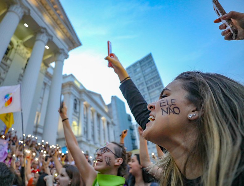 O Brasil precisa de você para combater o fascismo