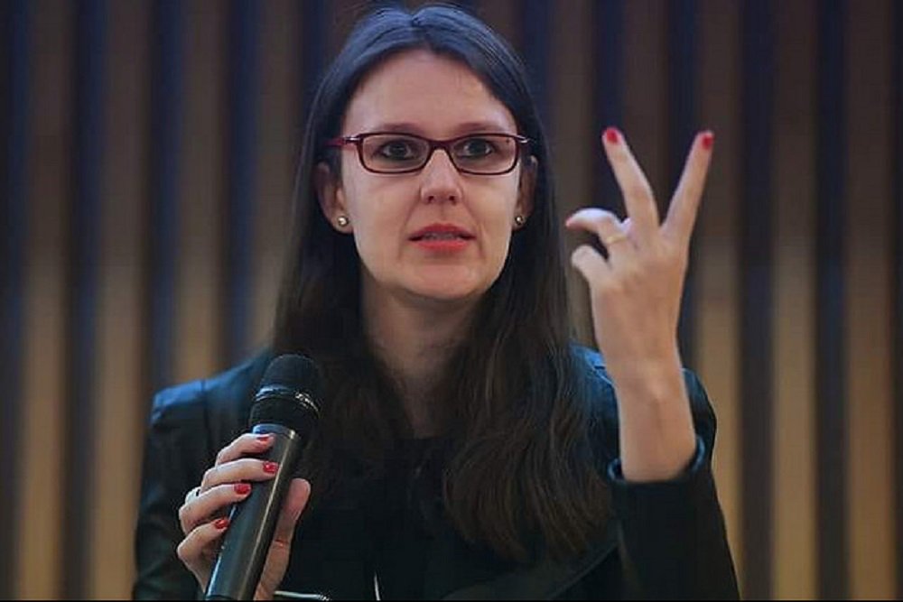 Esther Solano: 'precisamos de uma Frente Ampla democrática para evitar Bolsonaro'