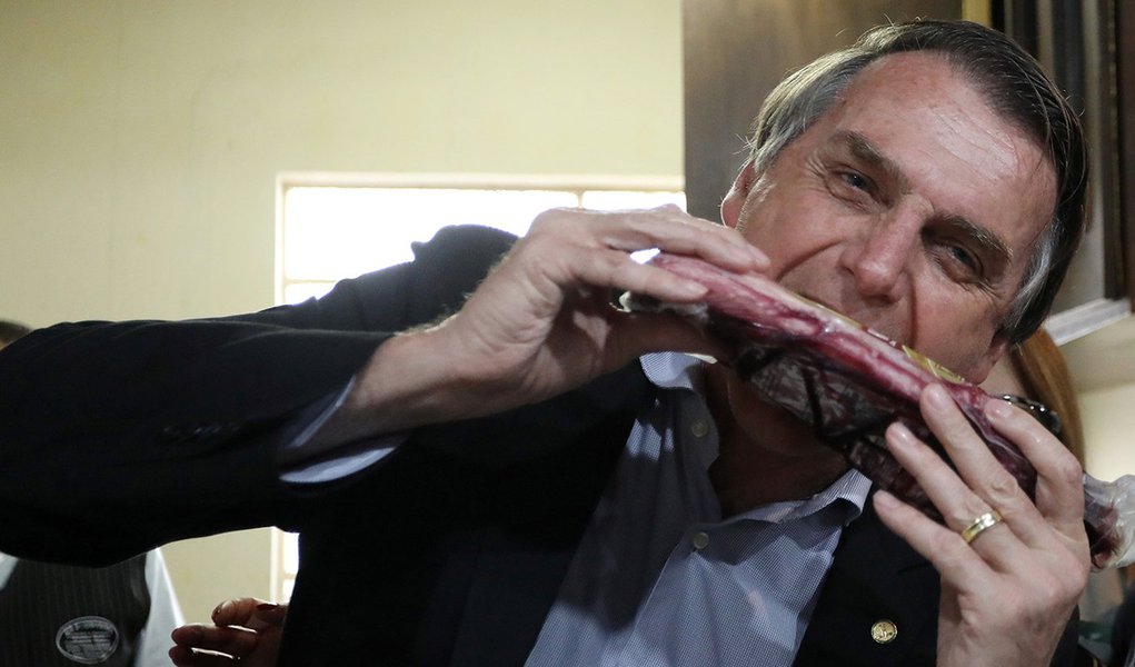 Campanha de Bolsonaro nas redes quer vitória no primeiro turno