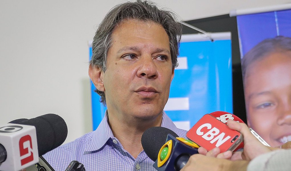 Haddad desmente fake news do UOL sobre suposta busca de apoio de Meirelles
