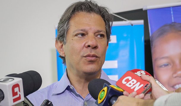 Haddad desmente fake news do UOL sobre suposta busca de apoio de Meirelles