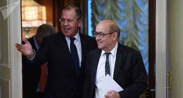 Rússia e França examinam situação de Síria, Líbia e Iêmen