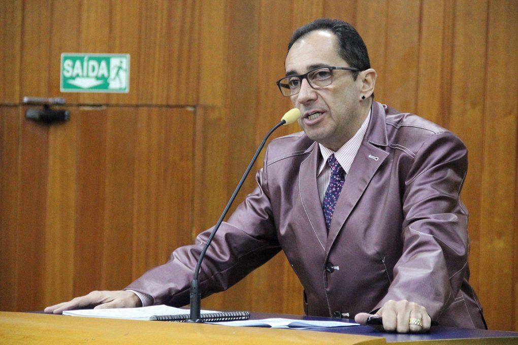 Kajuru faz acusações sem provas contra Vanderlan, Baldy e prefeita