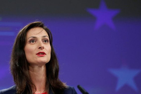 Facebook e Google concordam sobre código para combate de fake news