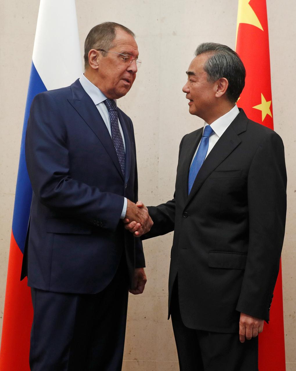 Ministros das Relações Exteriores de China e Rússia pedem na ONU para salvaguardar multilateralismo