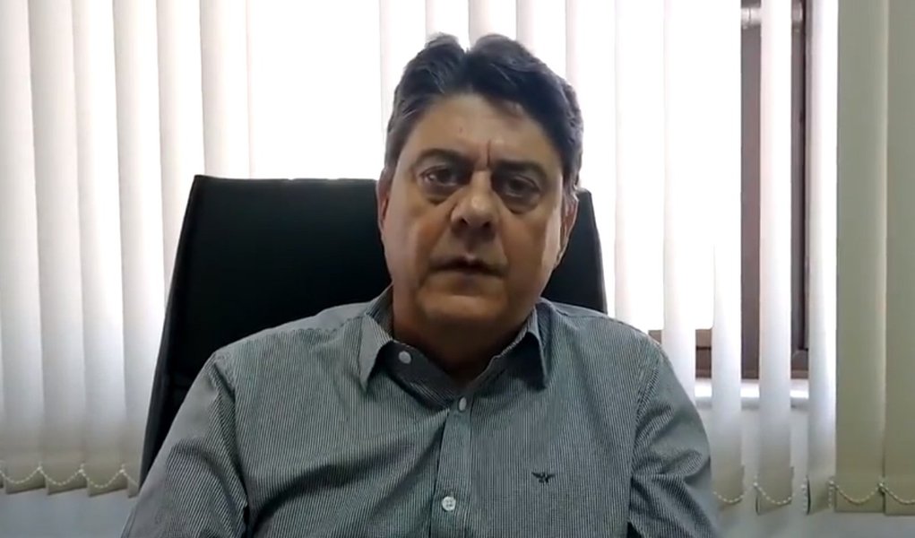 Damous: enquanto Adélio dá entrevista, Lula segue preso