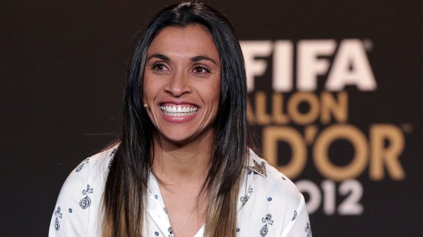 Marta é eleita melhor jogadora do mundo pela sexta vez