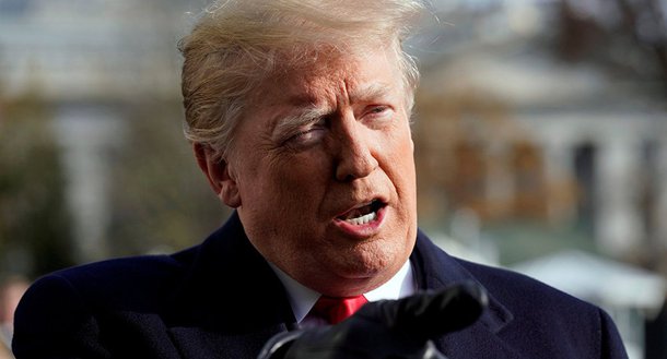 Trump cancela viagem a Davos e culpa democratas