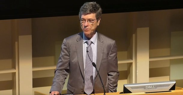 Saída de Trump é chance para a paz, diz economista americano