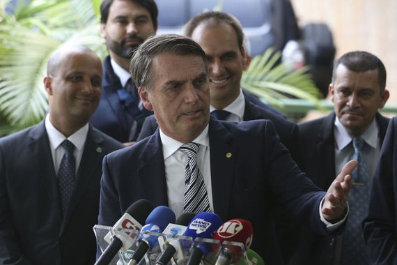 Bolsonaro: sinais tormentosos da primeira semana